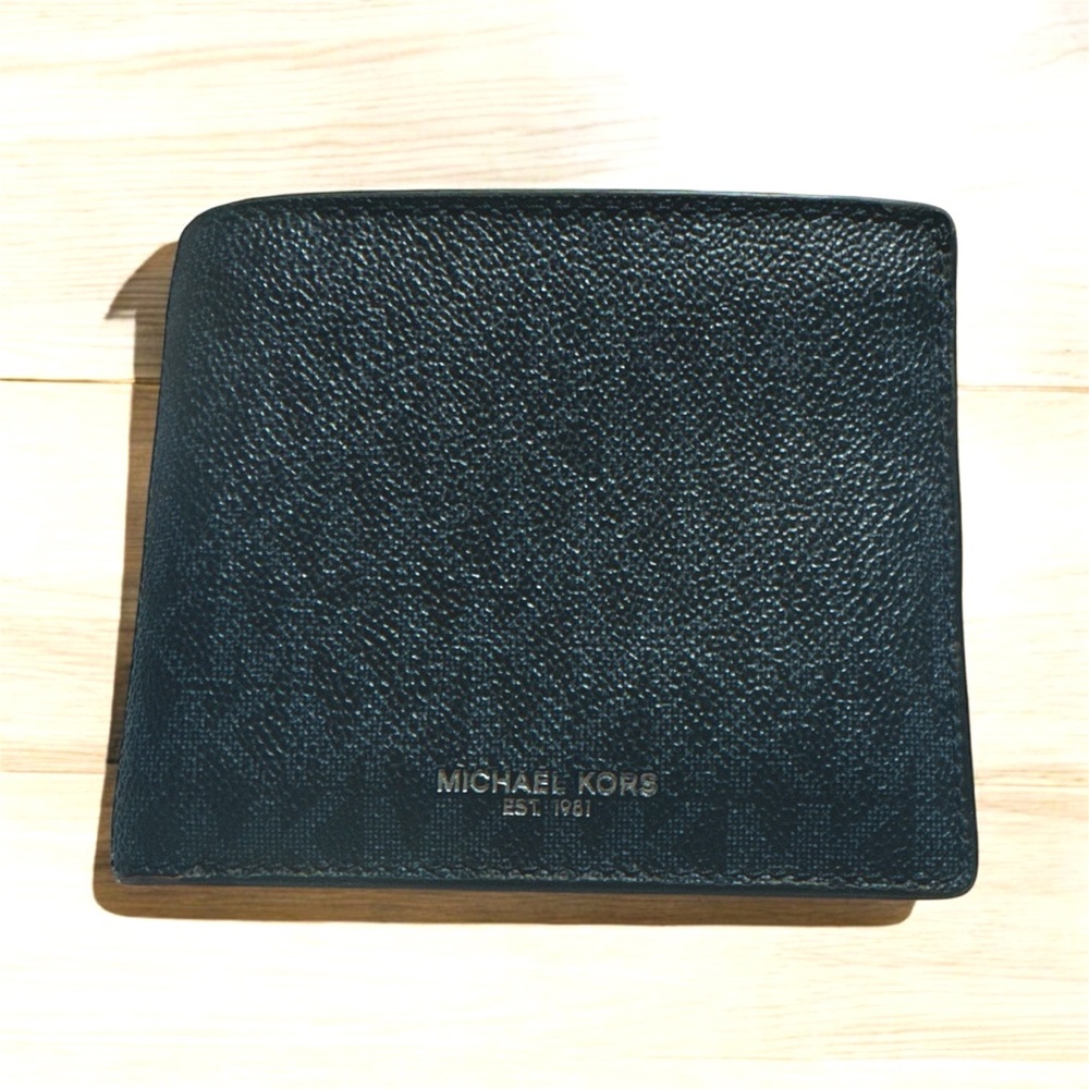 Michael Kors Bifold Leather Wallet